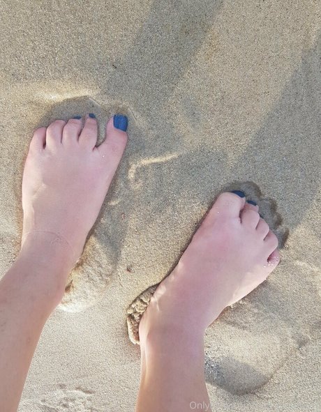 babylunafoot1 sex star photo