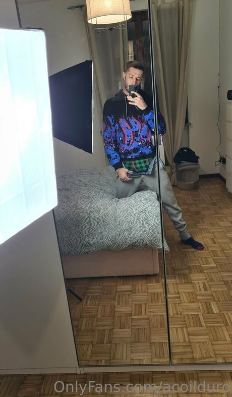 acoilduro beautiful model photo