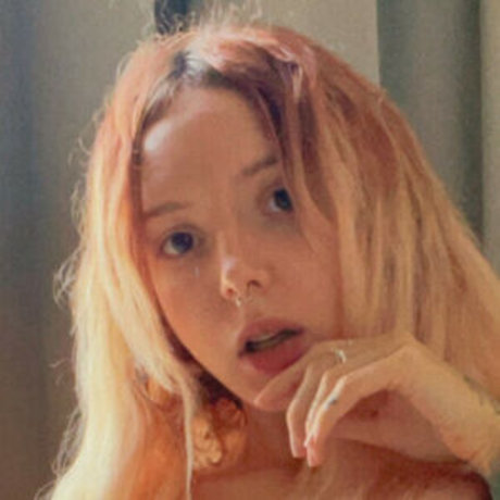 Satissecret model sexy photo