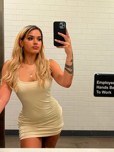 Lexxxi pornstar erotic picture