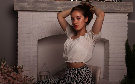 Evajuly star sexy photos