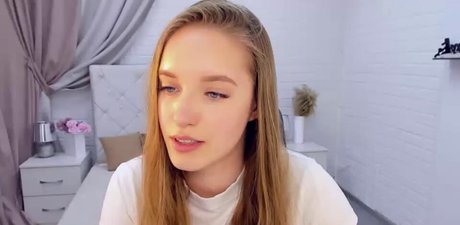 Evajuly perfect model gallery