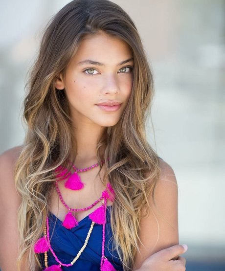 Laneya Grace model images