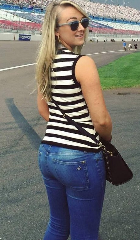 Meghan McCarthy sex star pics