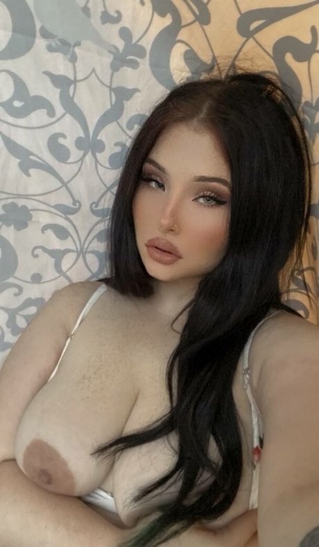 pokigrl pornstar naked pics