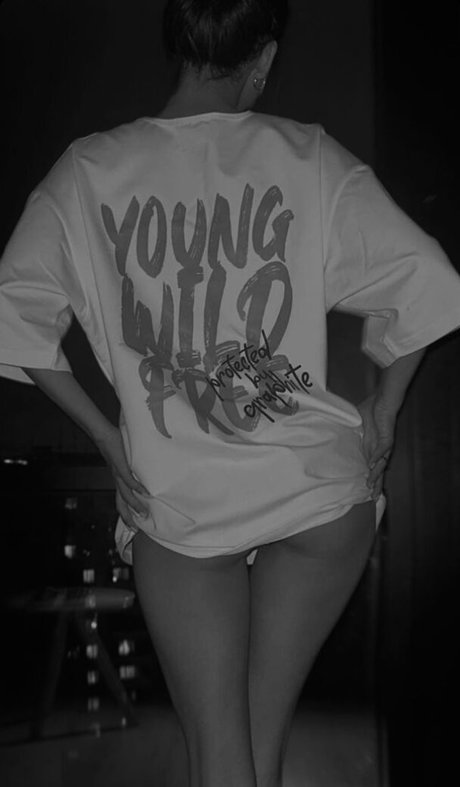 adickted to us star art galleries