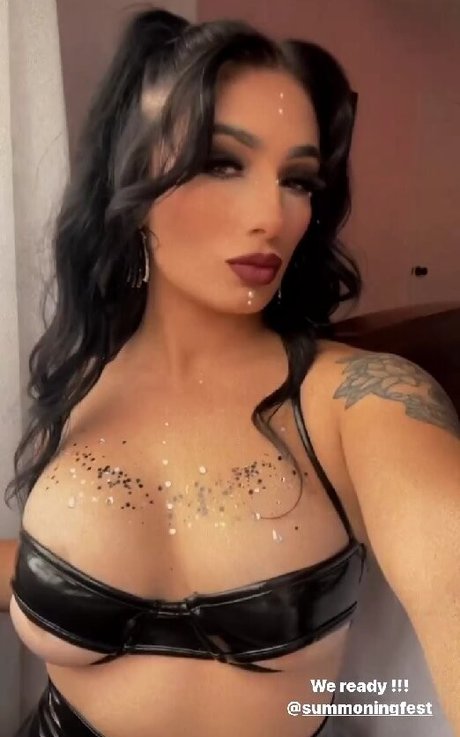 Captainallissa nice model images