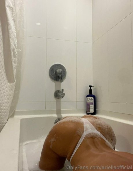 Ariella Moreno nude model pictures