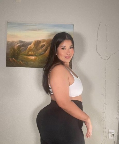 BellaBun Bo Bae pornographic model archive