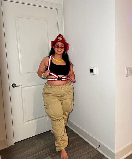 BellaBun Bo Bae star sexy galleries