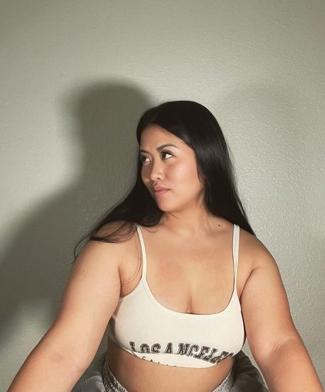 BellaBun Bo Bae sexy actress img