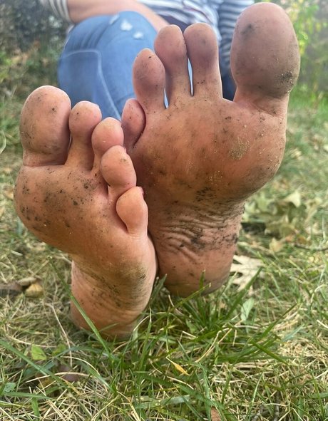 solelygia pornstar perfect pictures