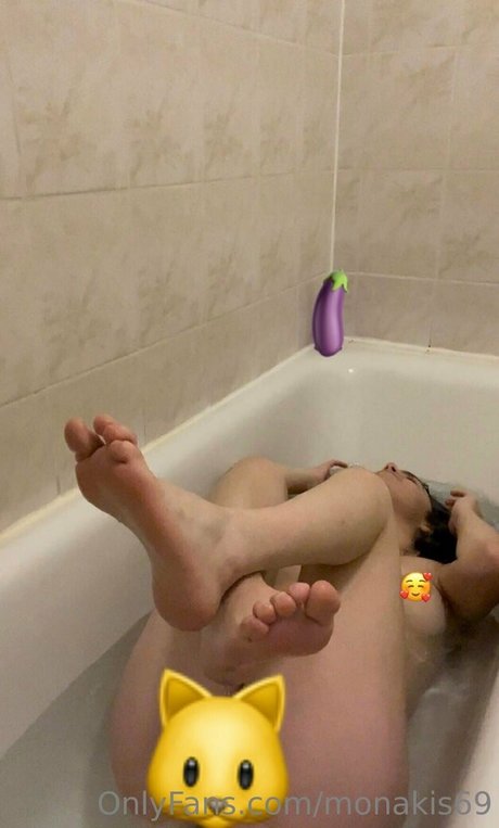 monakis69 sex model photos
