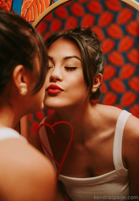 kendraspade xxx actress pictures