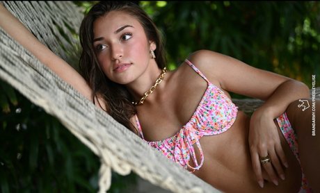 Pr3sley naked actress photos