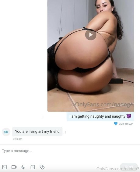 nastyselene sex model pic