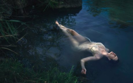 Neta Shaked model hot photo