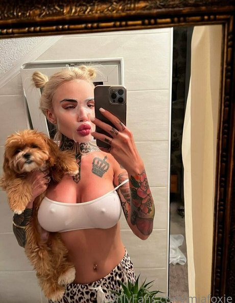 mia foxybae pornstar art galleries