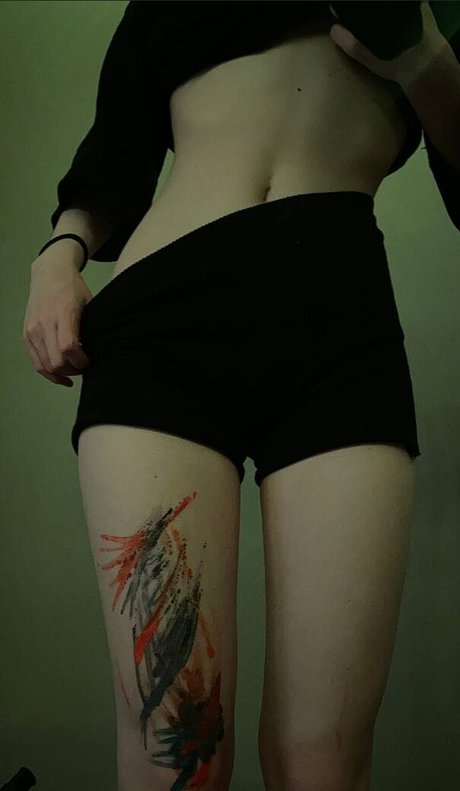 Guzelija model xxx pic