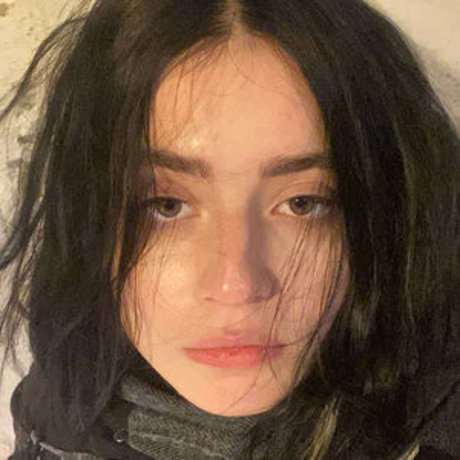 Guzelija free model pictures