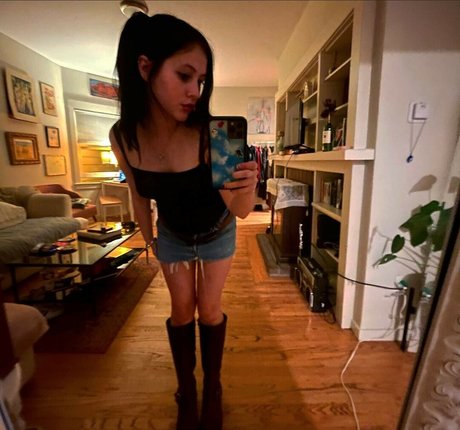 Claudia Perez model free photo