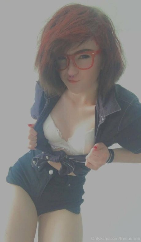 lyraluv actress photo