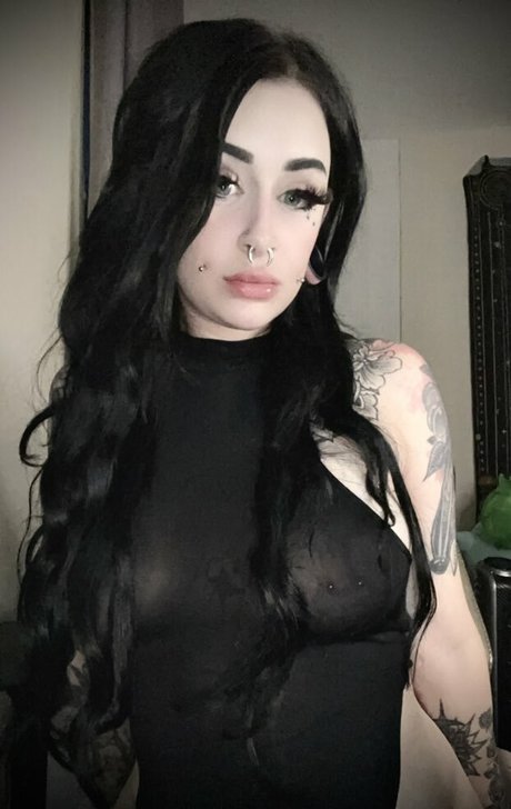 Danni Lee best model photo