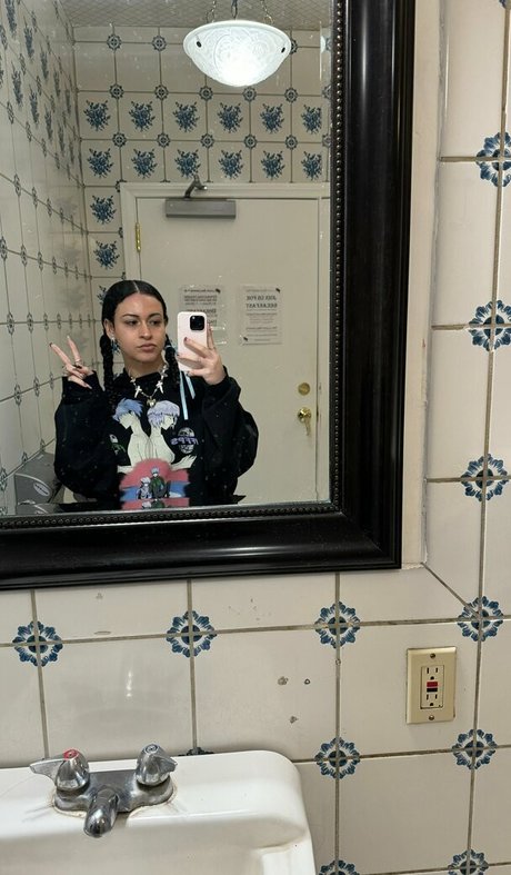 hiiibentley sexy actress galleries