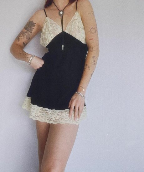 maaddielewis model beautiful picture