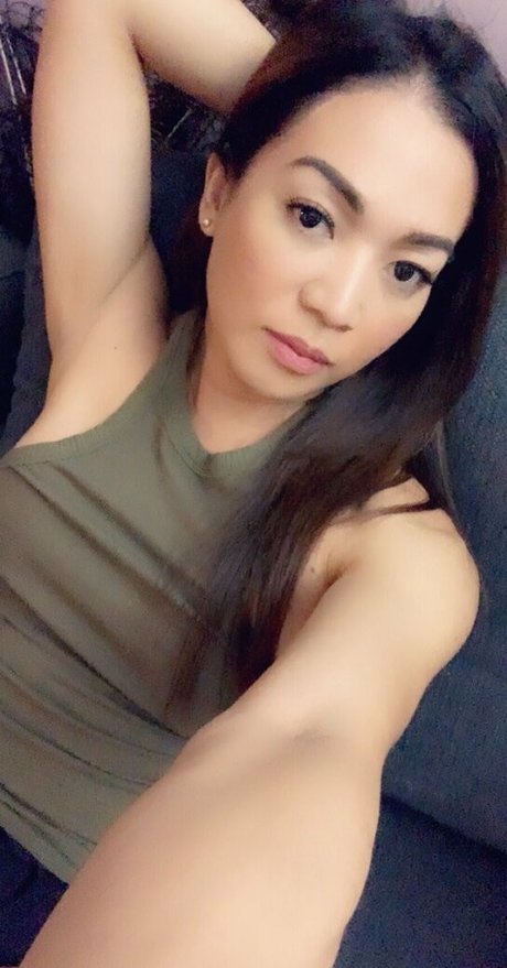 tsklhea naked star pictures