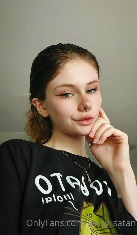 Sassy Satan sex actress pic