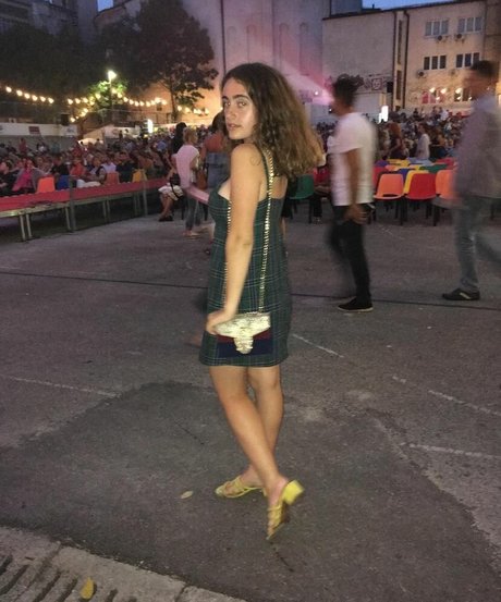 Rachel Sennott sex actress photos