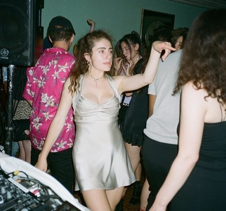 Rachel Sennott pornstar nudes pic