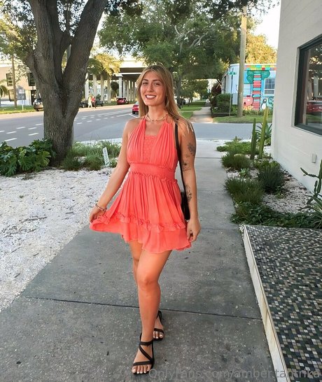 amberalba sexy star pic