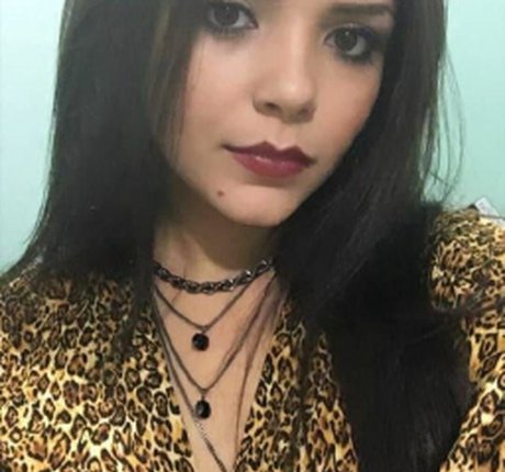 Sweet Bb nudes model image