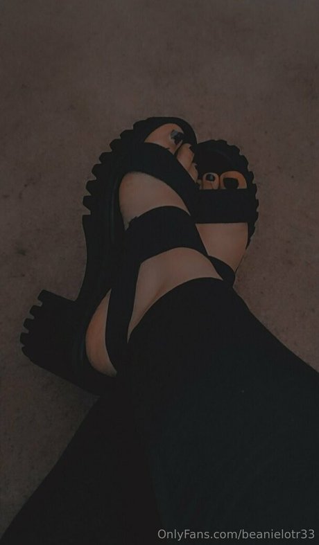 beanielotr33 art pornstar galleries