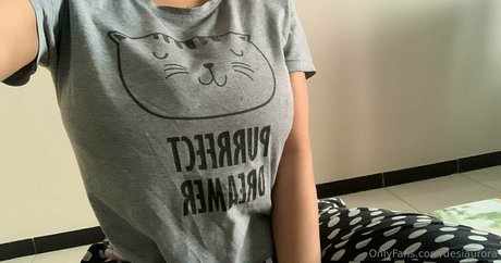 Desiaurora star sex archive