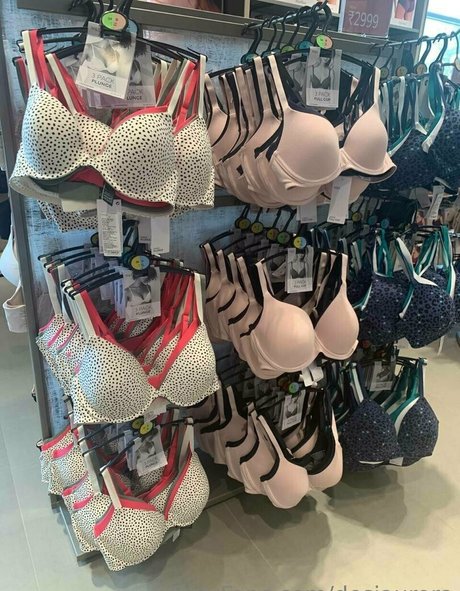 Desiaurora model nice galleries