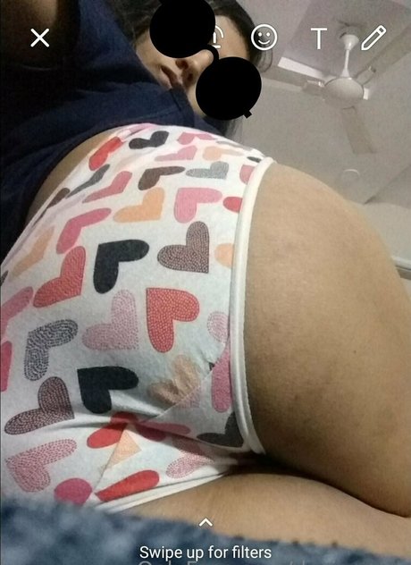 Desiaurora nudes actress photo