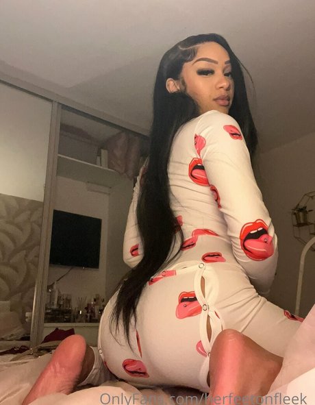 herfeetonfleek_ pornstar perfect gallery