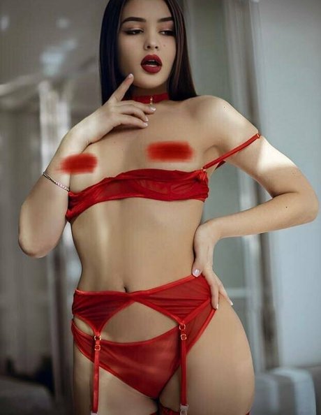 sandra me art model pic