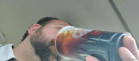 beardedgeeky pornstar pretty pic