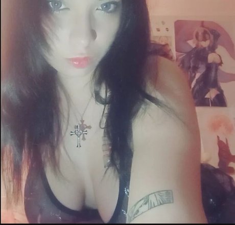 wirednymph model nude photos