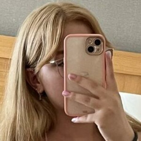 sweet kitty 69 model pics