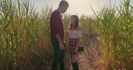 LilSis naked actress image