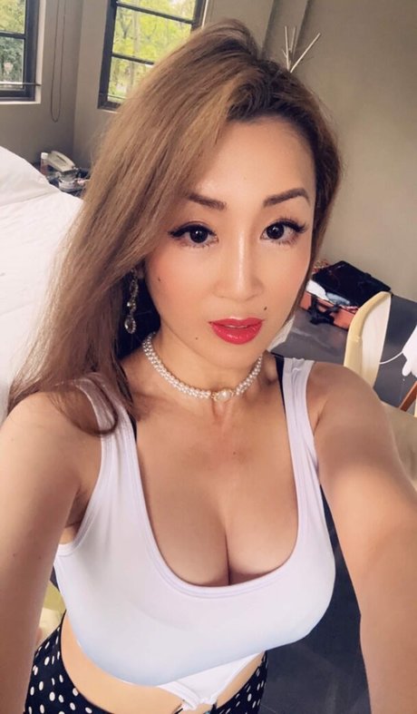 Originallysin model sexy images