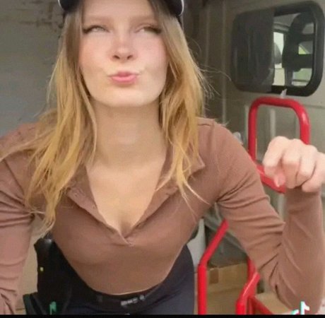 Kristina Olsen hd pornstar pic