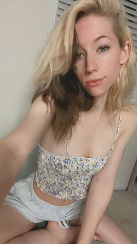 elladevilfree beautiful actress galleries