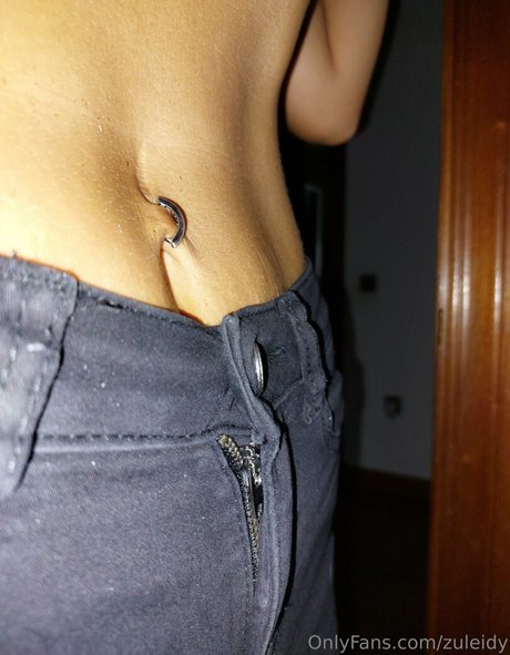 zuleidy model erotic picture