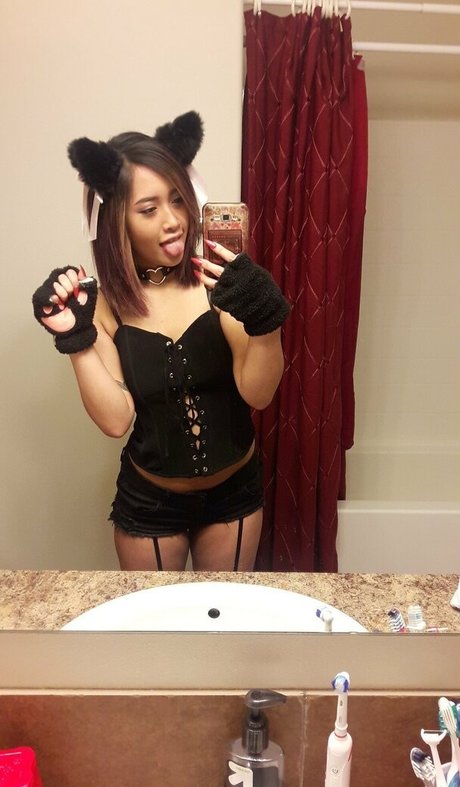 pisssbabyy exclusive model pic